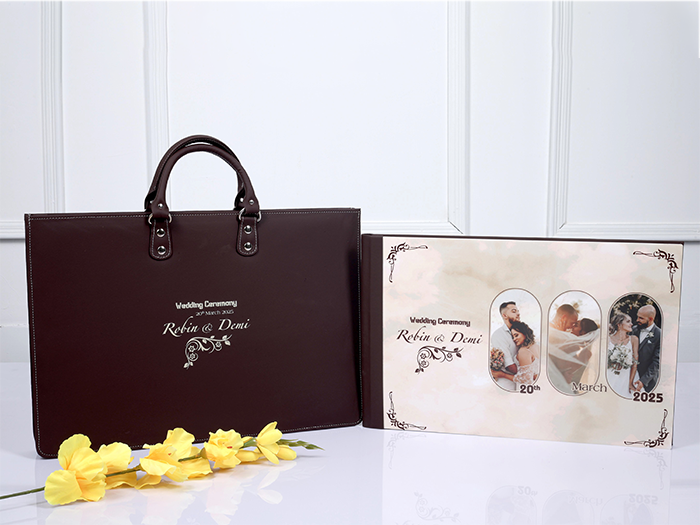 PRINTED COVER WITH LEATHER BAG